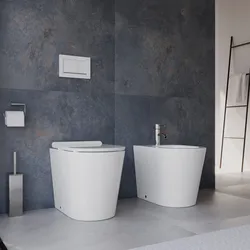 Coppia di sanitari filomuro a risparmio idrico con sedile softclose - Love